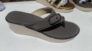 Stylish Chunky Platform Ladies Sandal