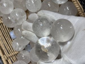 Natural Clear Quartz Healing Crystal Sphere Ball