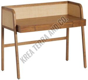 Brown Standard Wooden Study Table