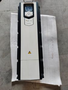 ABB ACS880-31-065A-5+B056