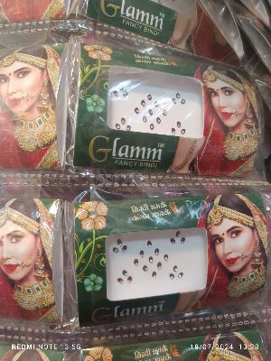 Glamm Hub Bindi