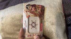 Glamm Hub Bindi
