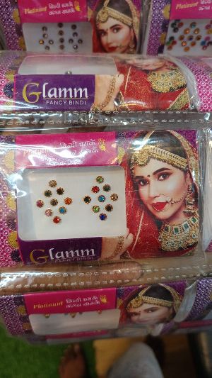 Glamm Hub Bindi
