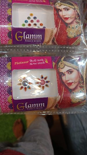 Glamm Hub Bindi
