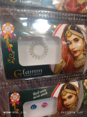 Glamm Hub Bindi
