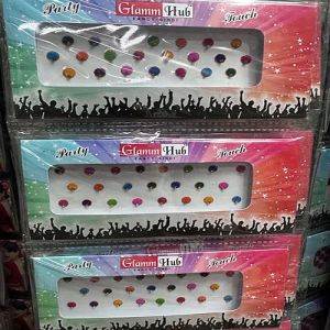 Glamm Hub Party Touch Velvet Bindi