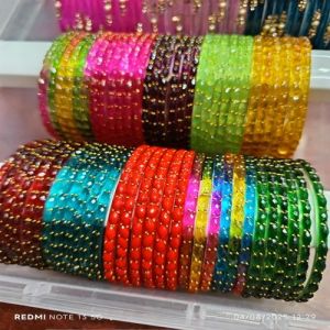 Raindrops Glass Bangles