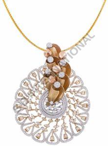 Ladies Diamond Gold Pendant Set
