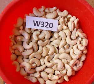 Raw Split Cashew Nuts