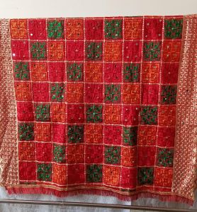 Ladies Red Mirror Embroidery Phulkari Dupatta