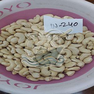 W240 Whole Cashew Nuts