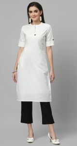 Women White Knee Length Cotton Kurti
