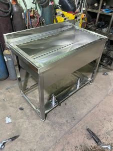 Commercial Stainless Steel Sink