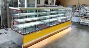 Rectangular Hot and Cold Bakery Display Counter