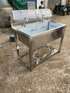 Commercial Stainless Steel Sink