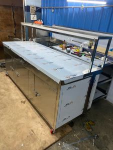 Silver Stainless Steel Pick Up Counter