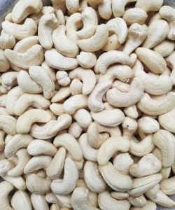 W320 Grade Cashew Nuts
