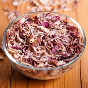 Dehydrated Pink Onion Flakes