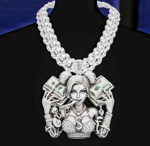 Luxury Diamond Studded Pendant Crafting