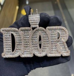 Personalized Diamond Studded Pendant Embellishment