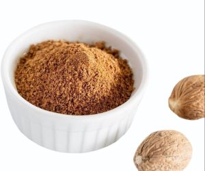 Warm Sweet Aromatic Nutmeg Powder