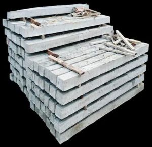 6.5 Feet Cement Fencing Pole