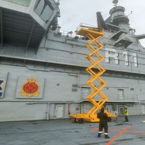 High Reach Scissor Table