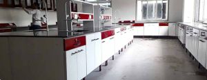 Island Laboratory Bench