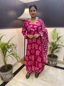 Ladies Blush Grid Flow Anarkali Suit