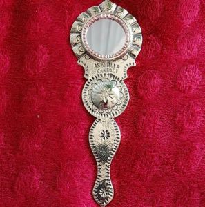 Aranmula Frill Edge Kannadi / Mirror