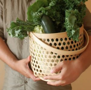 Bamboo Lattice Grip Vegetable Basket