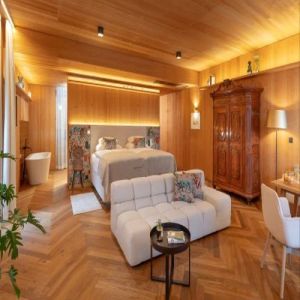 Hotel Wooden Interior Designing Service