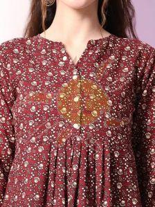Ladies Rayon Printed Casual Wear Tunic Top