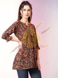 Ladies Flower Print Tunic Top