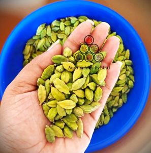 8mm Green Cardamom
