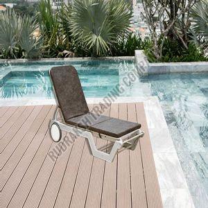 Italica Luxury Sunlounger