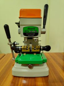 Key Cutting Machine(All Type of Keys)
