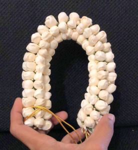 12 Inch White Artificial Gajra