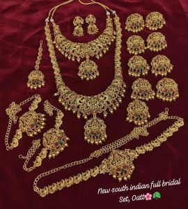 South Indian Full Bridal Jewellery Set with Necklace Earrings Maang Tikka Vanki Belt