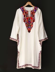 Kashmiri Embroidered Pheran