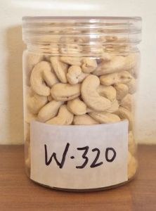 Loose W320 Cashew Nuts