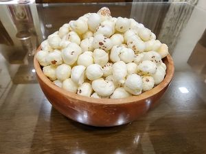 4 Suta Handpicked Phool Makhana