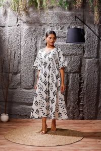 Noir Garden Cotton Midi Western Dress