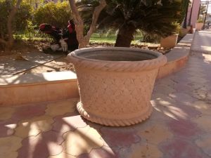 Classic Sandstone Flower Pots