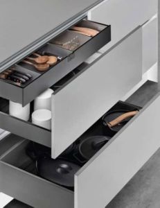 Grey Self Closing Innotech Slim Tandem Box