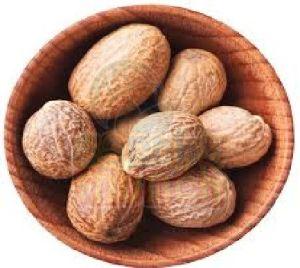 Natural Dry Nutmeg