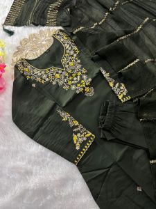 Mehndi Green Roman Silk Ladies Kurti Pant Set