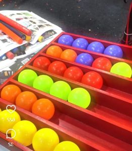 Puzzle Sorting Ball Game