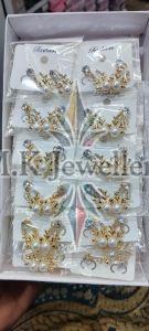 Ladies Fashionable Drop Earrings