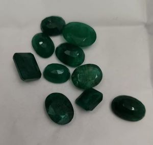 Polished Green Emerald Gemstone
